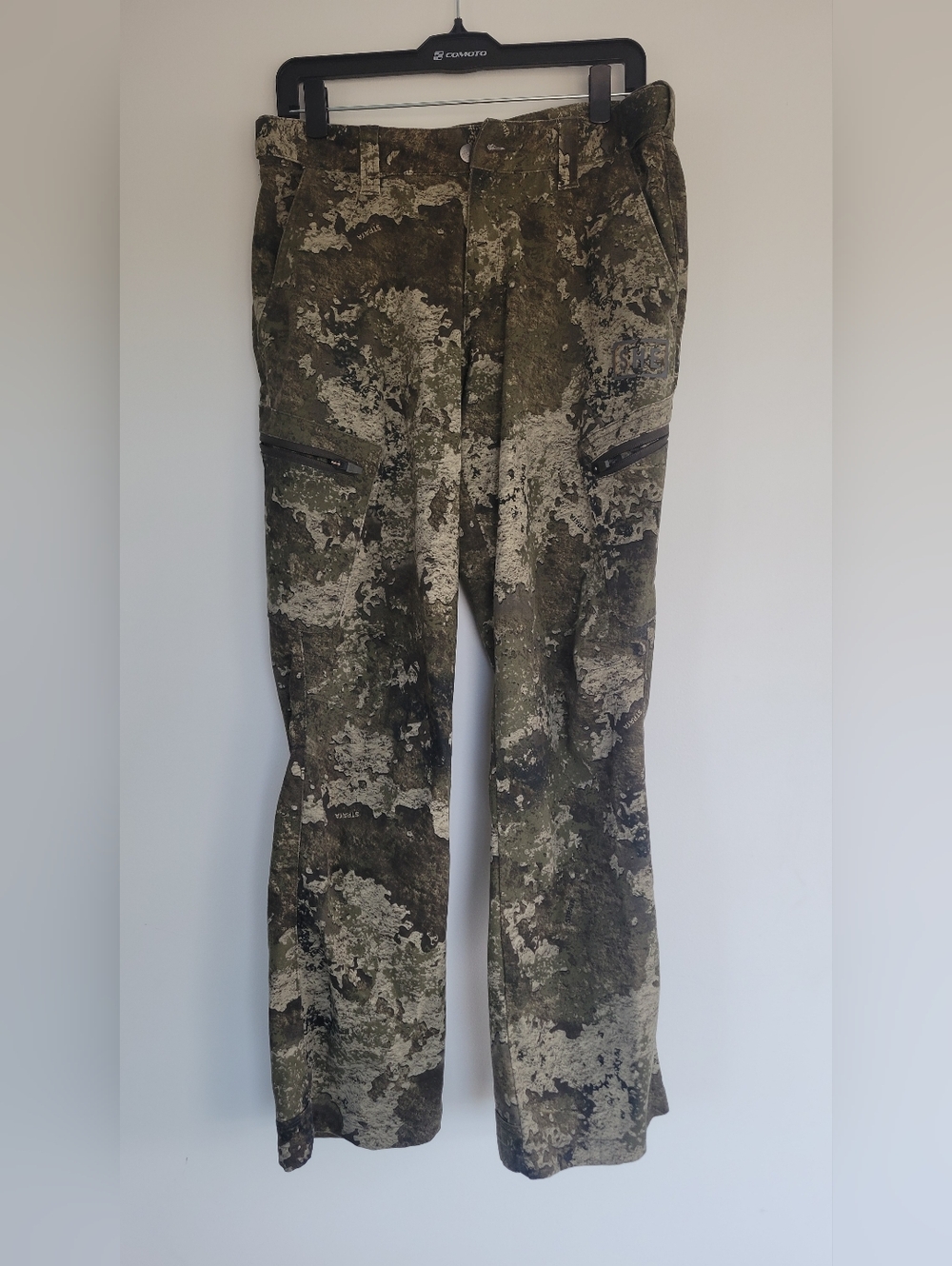 Womens SHE Hunting Outdoor Utility Pants, Strata Camo, Sz Large